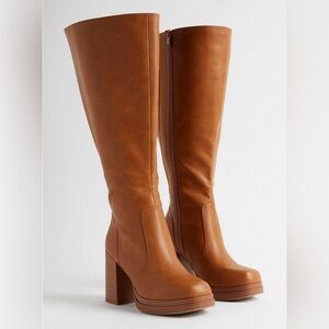 NEVER WORN | Torrid Knee-High Brown Boots